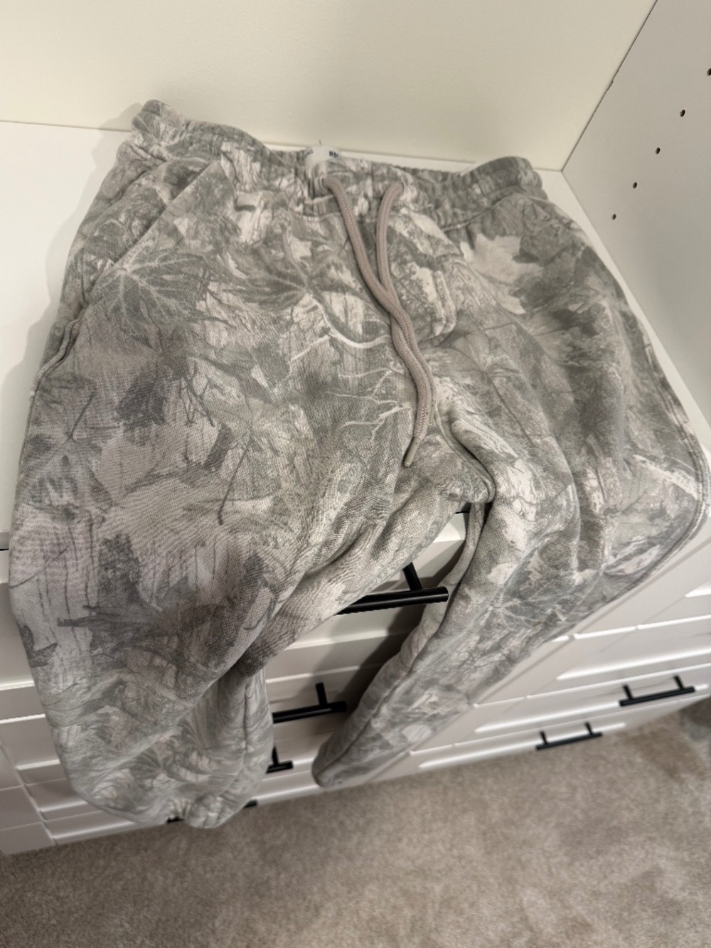 Hollister Camo Relaxed Jogger